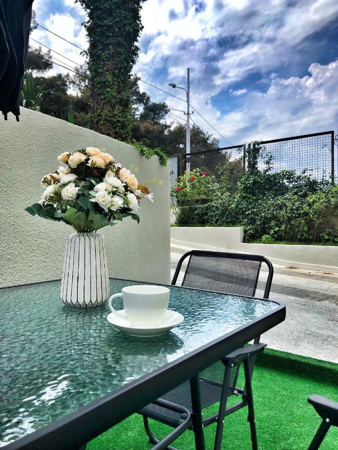 Vista Hotel Tbilisi Buitenkant foto